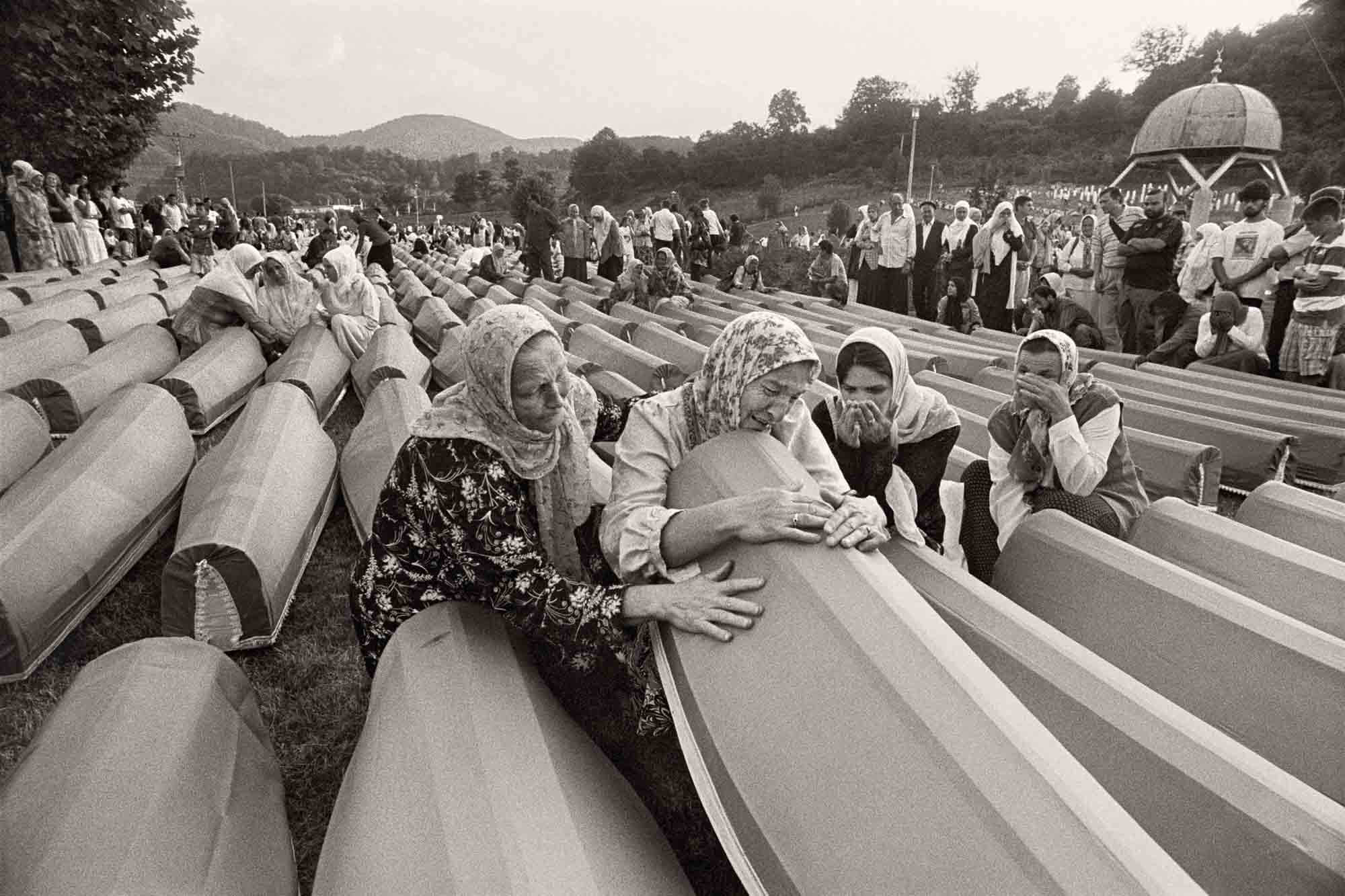 Ceremonia víctimas de la matanza de Srebrenica